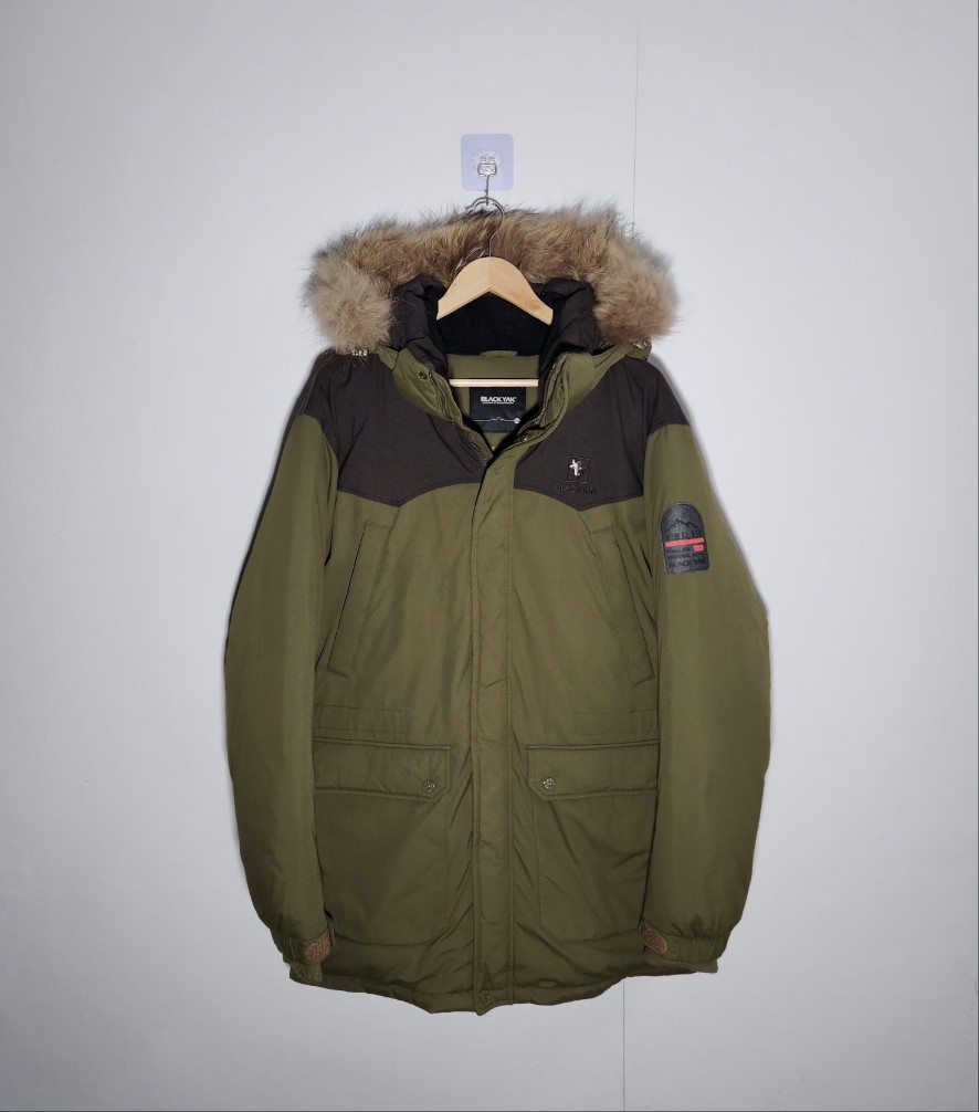 [블랙야크] 105 남 덕다운라쿤털패딩