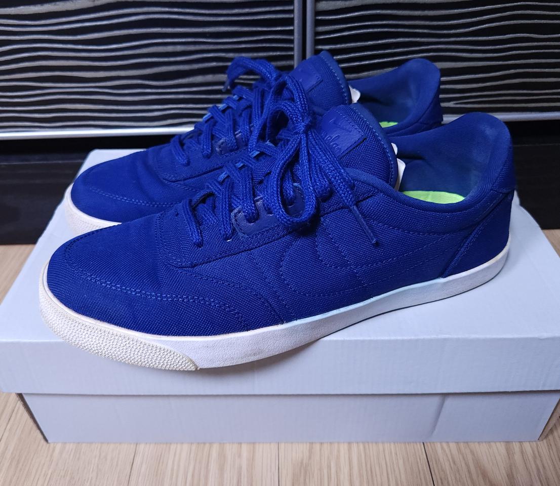 나이키 x 스티븐 앨런 콜라보 나이키 줌 레샷 SA 한정판 스니커즈