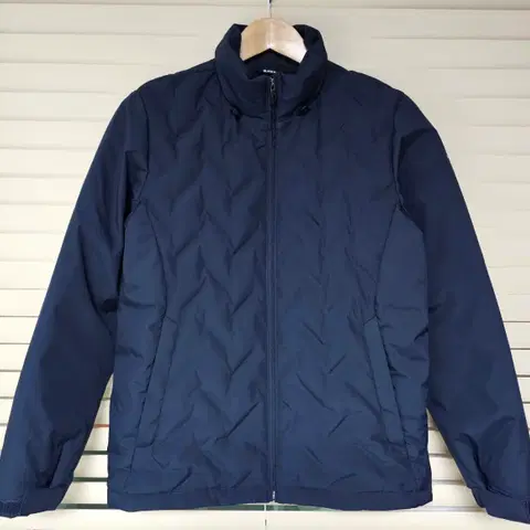 블랙야크 네이비 퀼팅 덕다운 경량패딩 95(M)