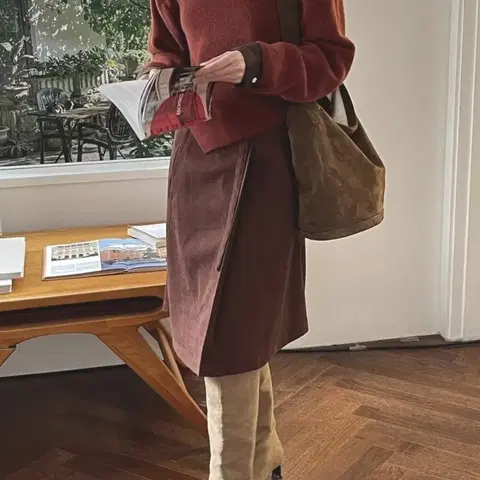 pz 캐시미어울 언발 옆슬릿 니트 숏기장