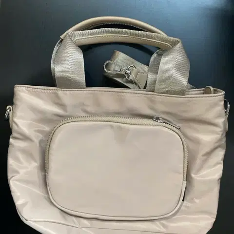 새상품)르카프 숄더백 겸 크로스백 베이지