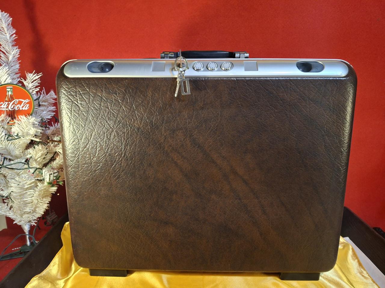 옛날 프랑스산 007 가방