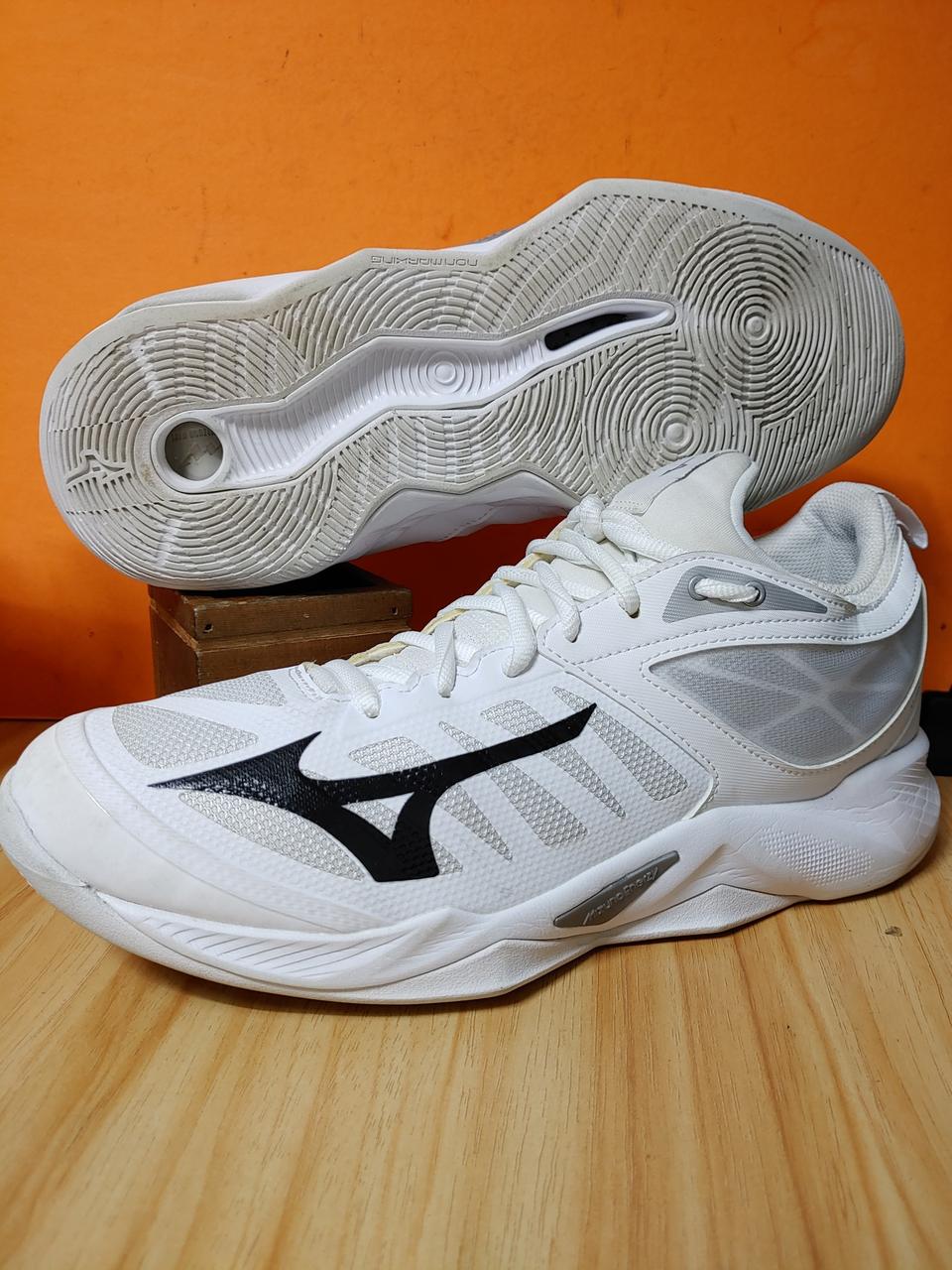 미즈노 웨이브 디메션(US10.5표기285추천사이즈280)