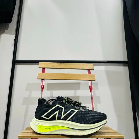 280) 뉴발란스 런닝화 남성 남자 러닝화 SC트레이너 V2