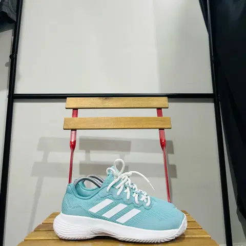 245) 아디다스 배드민턴화 여성 여자 테니스화 게임코트2