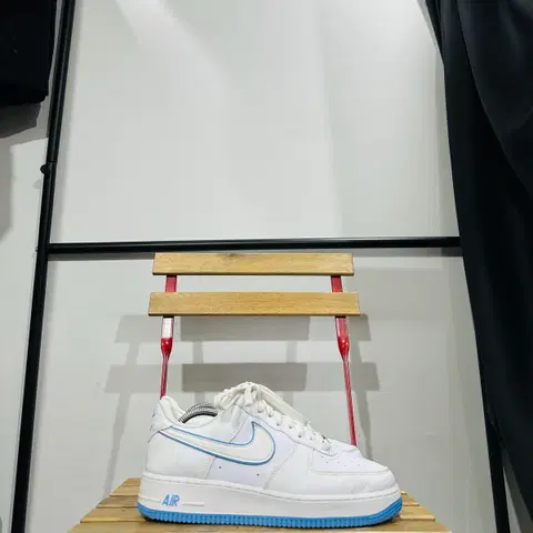 270) 나이키 운동화 남성 남자 신발 에어포스 1 '07 화이트 블루