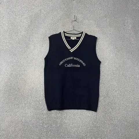 후아유 로고 단가라 브이넥 아크릴 니트 베스트 조끼 M