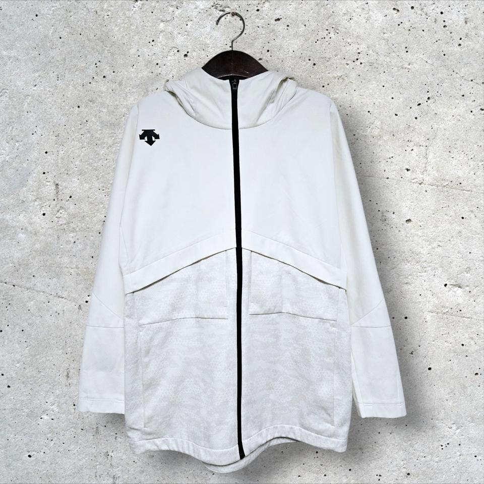 데상트 후드집업 (100/L)