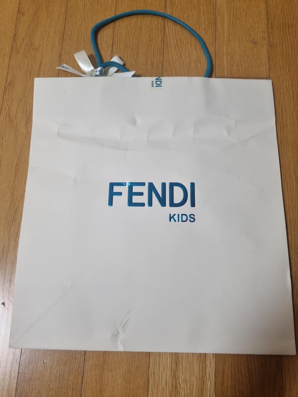 펜디 키즈 쇼핑백