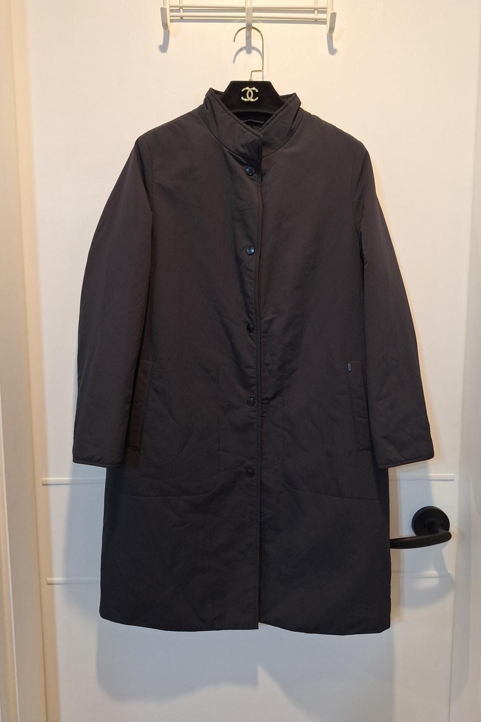 헤지스 여성 얇은 경량패딩 코트자켓