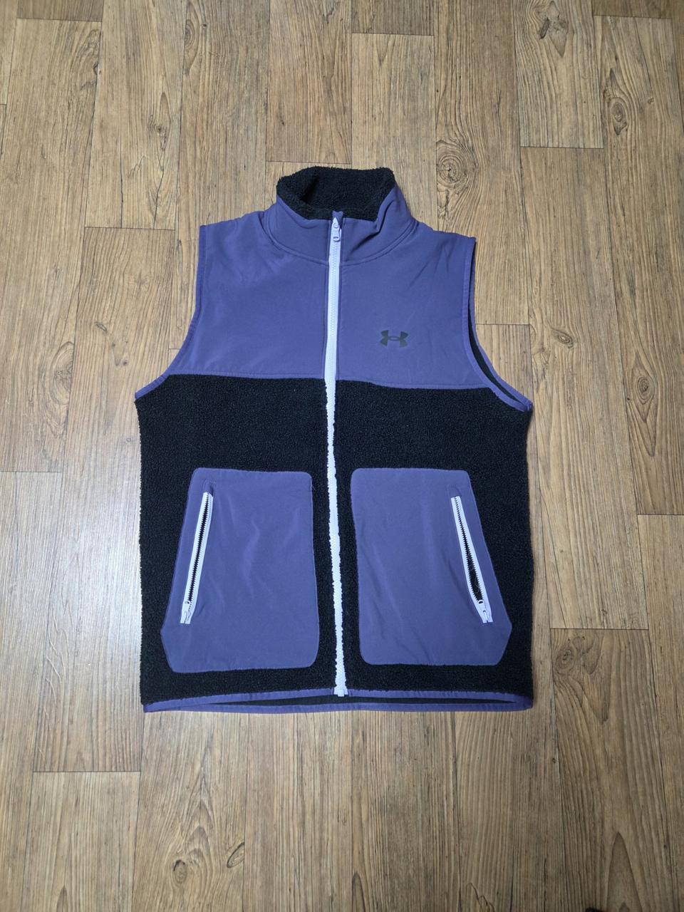 언더아머 후리스 뽀글이 조끼