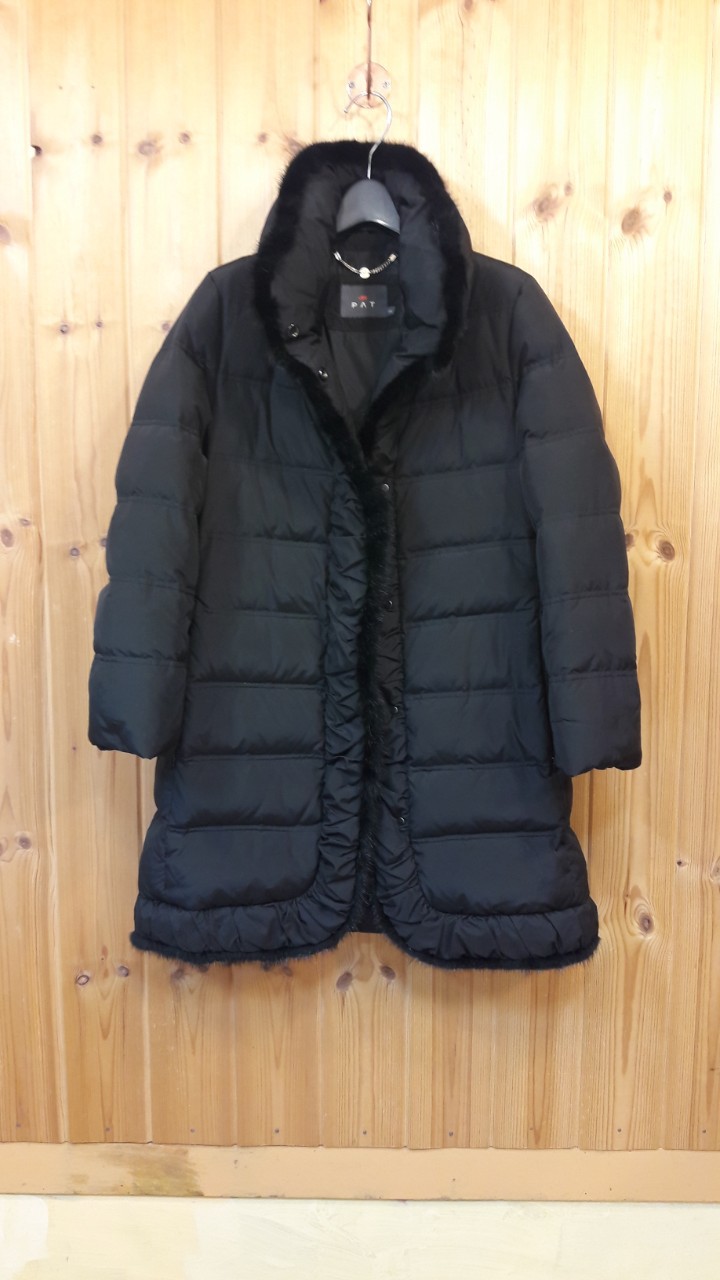 * P.A.T 천연밍크 트리밍 다운 패딩*
