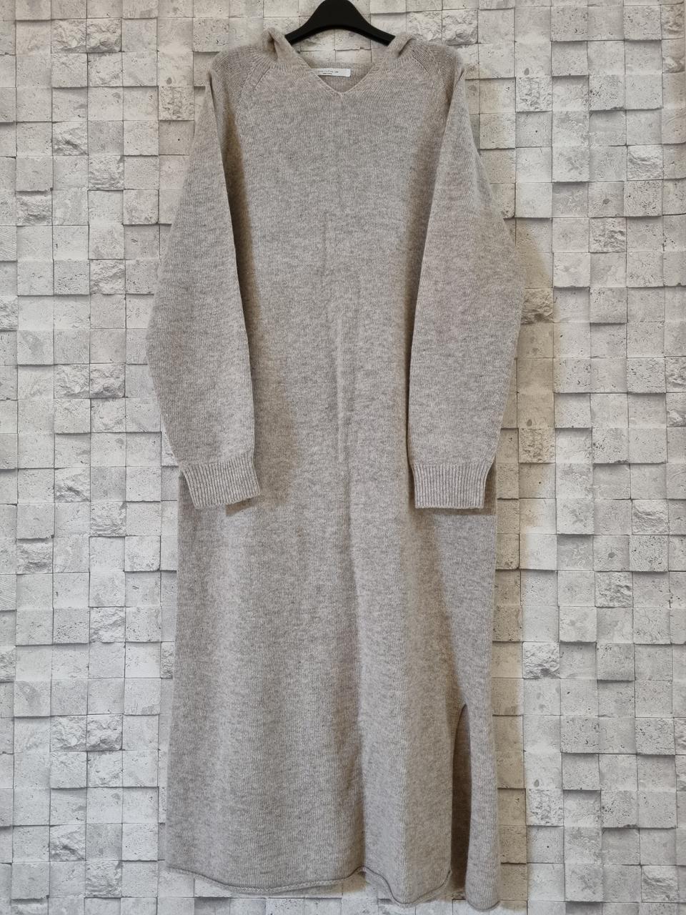 핑크아이핑크진 홀가먼트 울소재 후드롱원피스