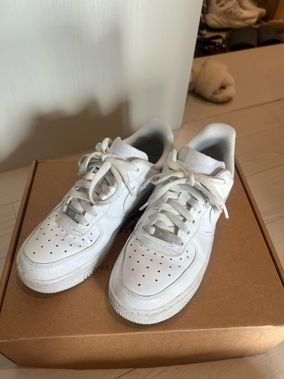 나이키 에어포스 정품 DD8959-100 운동화