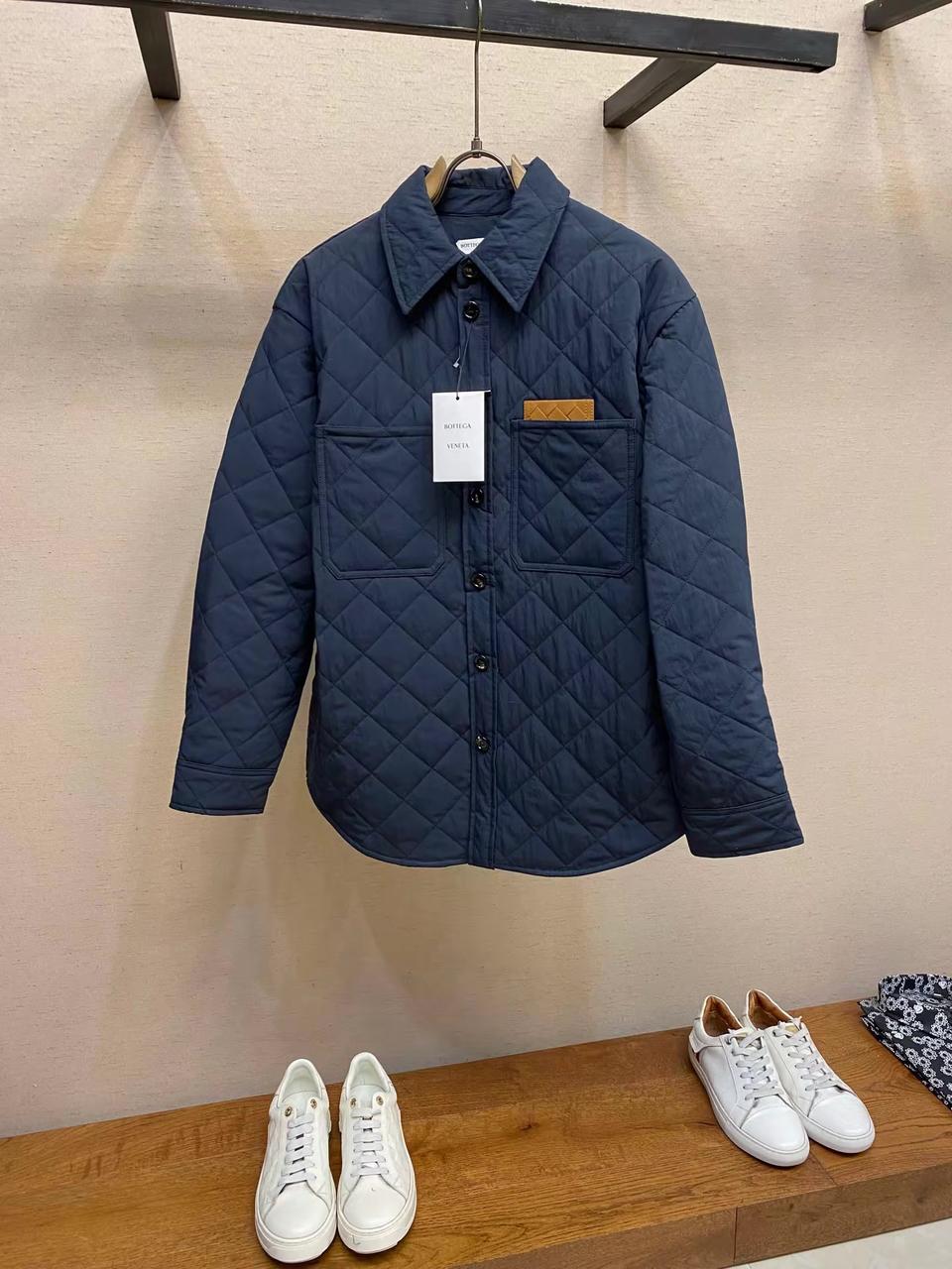 보테가베네타: 새상품 / 셔츠자켓 / 약 105~110 사이즈