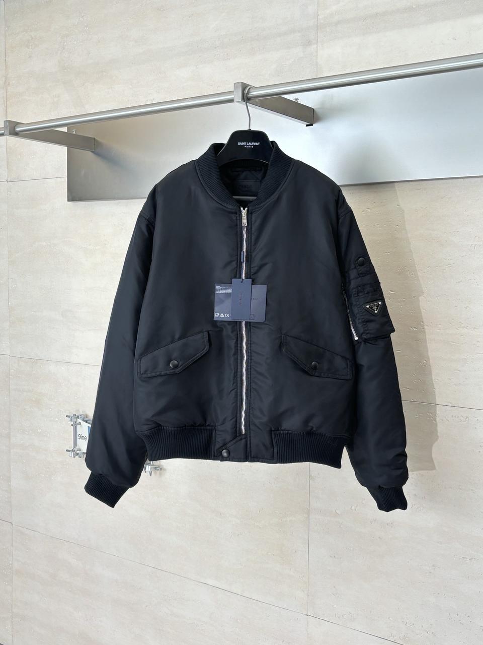 프라다 남여공용 봄버 자켓