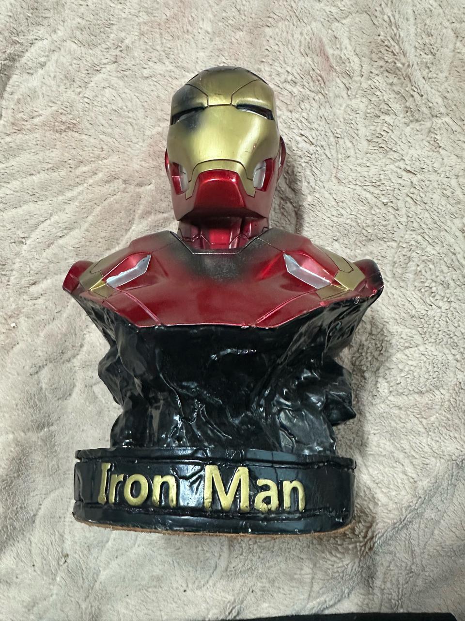 아이언맨 마크 46  흉상 피규어판매합니다