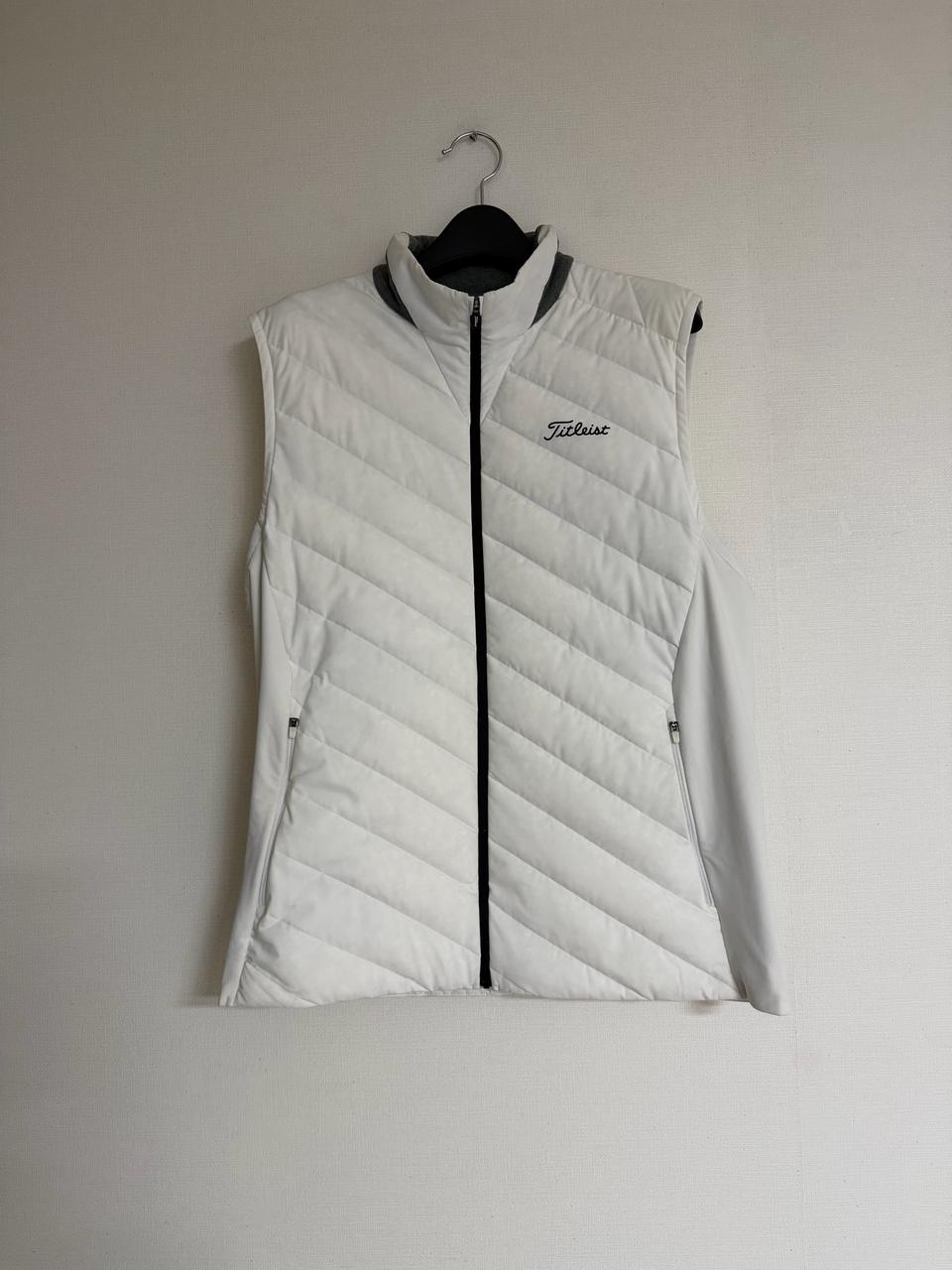 타이틀리스트 투어핏 경량 패딩 조끼