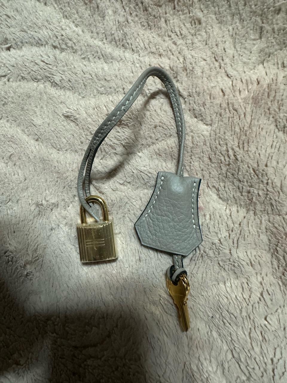 에르메스 카데나 & 에토프 가죽 크로쉐 세트 판매합니다