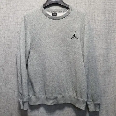 나이키 조던 남성 기모 점프맨 맨투맨 L