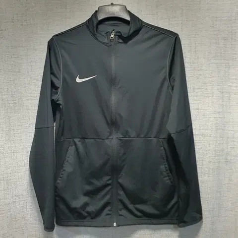 나이키 스우시 드라이핏 져지 M