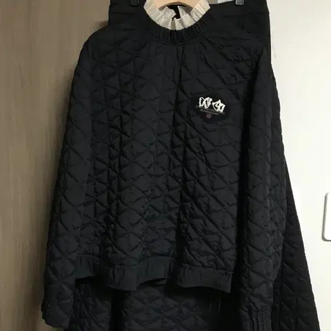 래트바이티 퀼팅 누빔 투피스