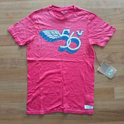 트루릴리젼 티셔츠