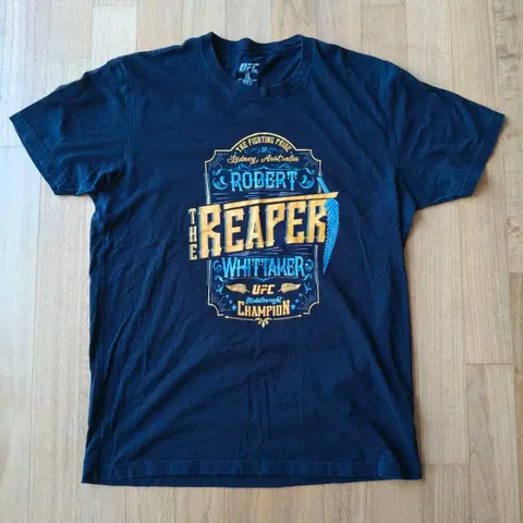 UFC 전 미들급 챔피언 휘태커 티셔츠
