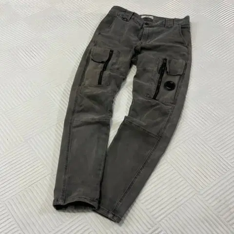 (30) CP컴퍼니 고글 카고 슬림 그레이진