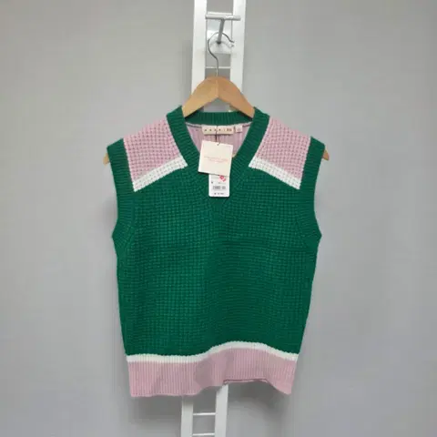 유니클로 마르니 니트 베스트 M