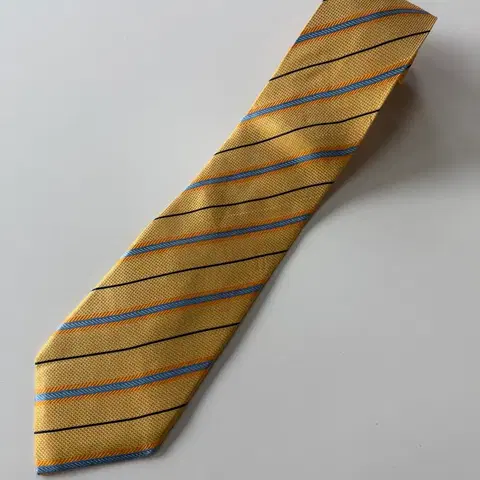 꾸레쥬 (Courreges) 실크 넥타이 8.7cm