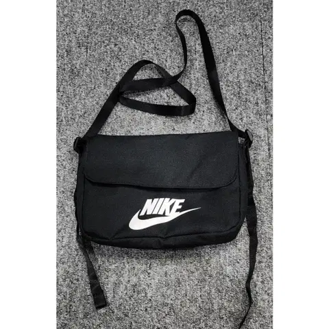 나이키 퓨추라 크로스백 미니백 가방