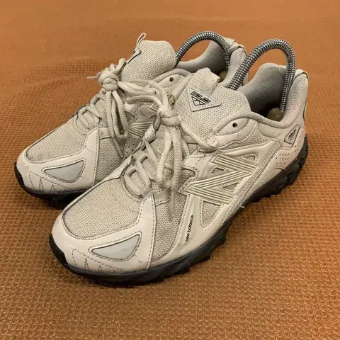 뉴발란스 ML610T 운동화 230 G08233