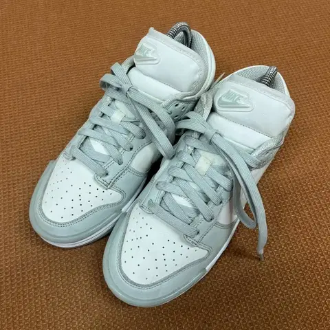 나이키 덩크 로우 트위스트 스니커즈 운동화 235 G08055