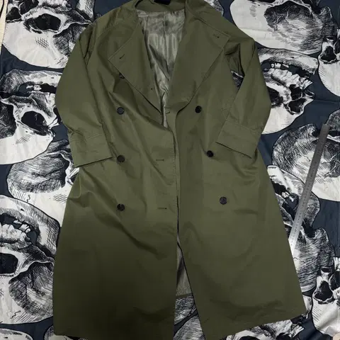 KTTA 서울 노카라 트렌치코트 프리사이즈