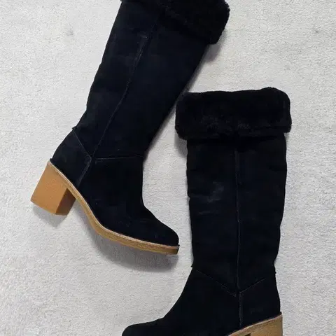 UGG 어그 카센톨 스웨이드 롱 부츠 블랙 새제품