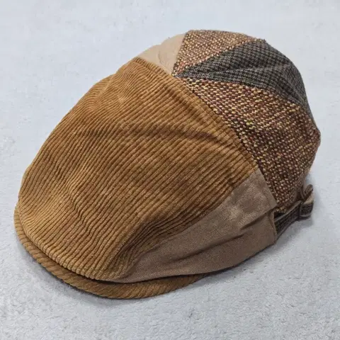 Race-g 코듀로이 헌팅캡 브라운 패치워크