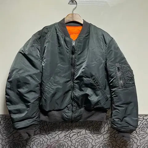 빈티지 알파 인더스트리 MA-1 플라이트 자켓