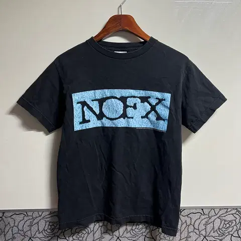 2004 NOFX 밴드 티셔츠