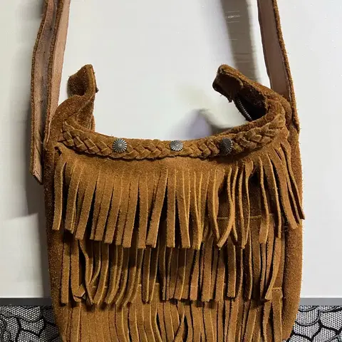 Minnetonka 미네통카 가죽 프린지백