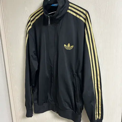 아디다스 파이어버드 골드 해외 L팜