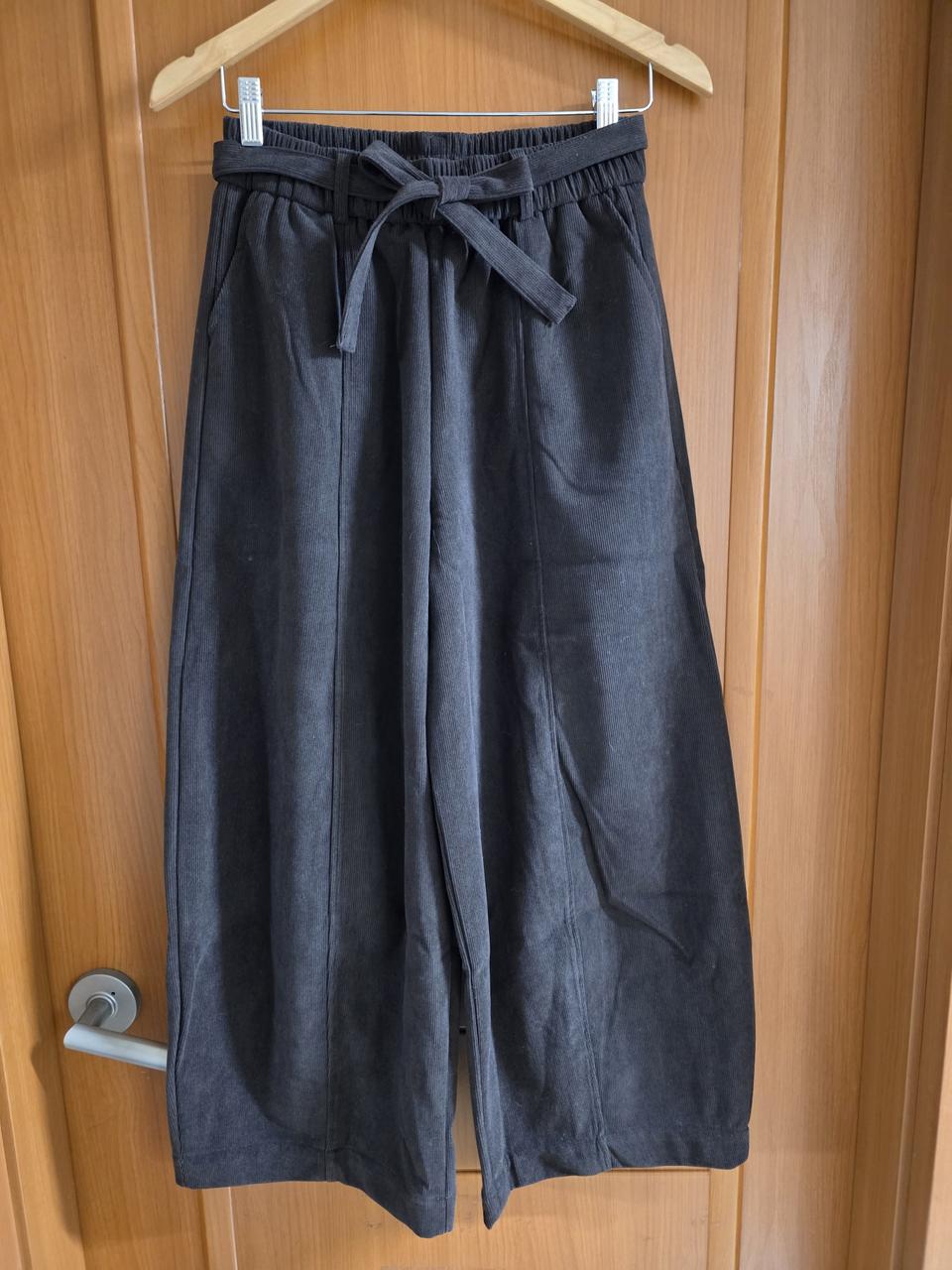 (새상품) 진브라운 골덴 와이드 통바지