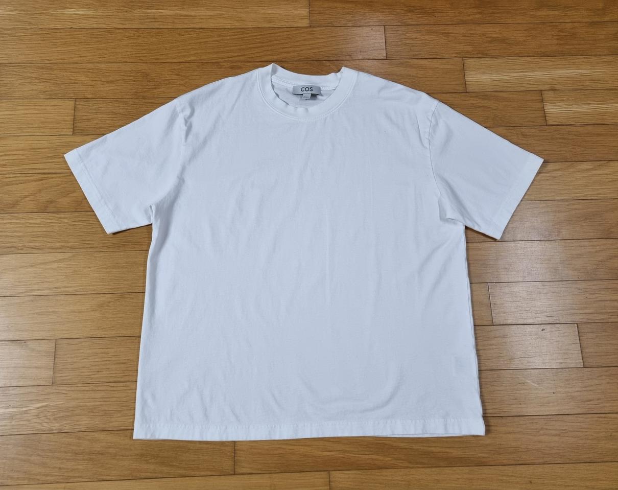 COS 흰색 면 티셔츠