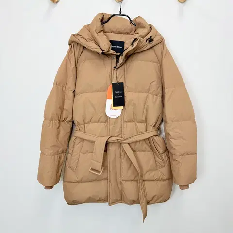 셀렙샵x비욘드클로젯 벨트 후드패딩