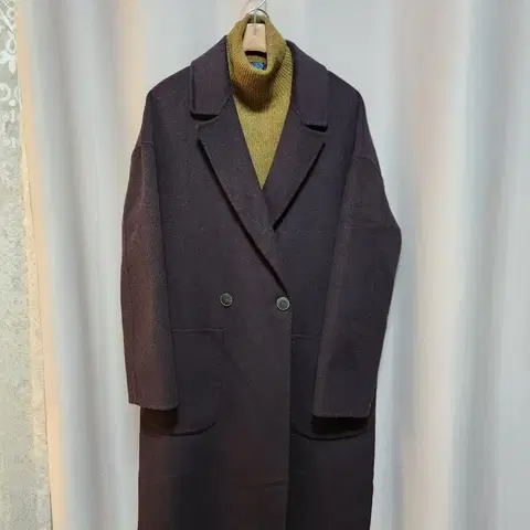 톰보이오버핏 더블 퍼플 모직 코트