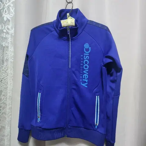 디스커버리 익스페디션 블루 트랙 자켓