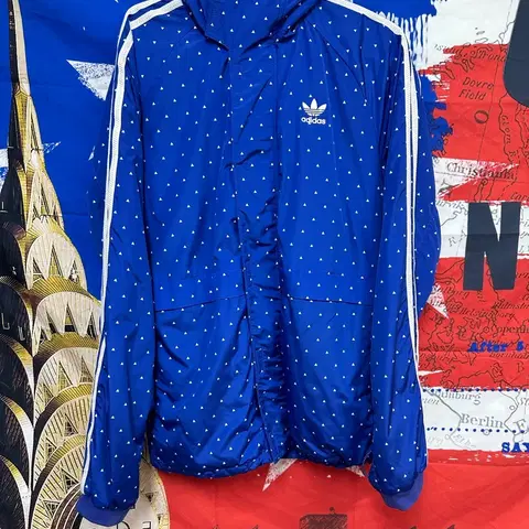 새상품급 퍼럴x아디다스 오버핏 누빔점퍼 s90