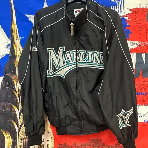 s급 마제스틱 레어템 마린스 오버핏바람막이L100