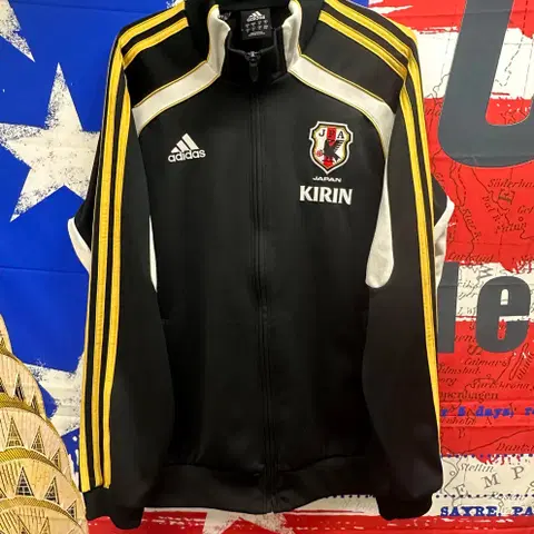 아디다스 레어템 일본기린 오버핏 트랙탑져지 M95