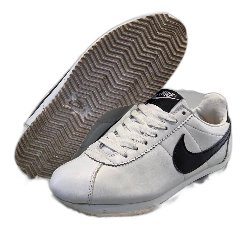 8w-25:나이키 클래식 코르테즈 레더 화이트 블랙 235mm